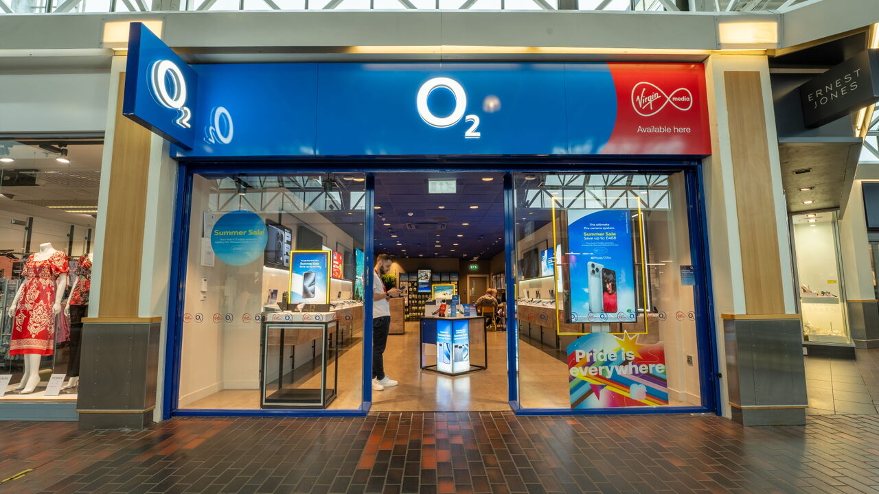 O2 in Hempstead Valley Shopping Centre.